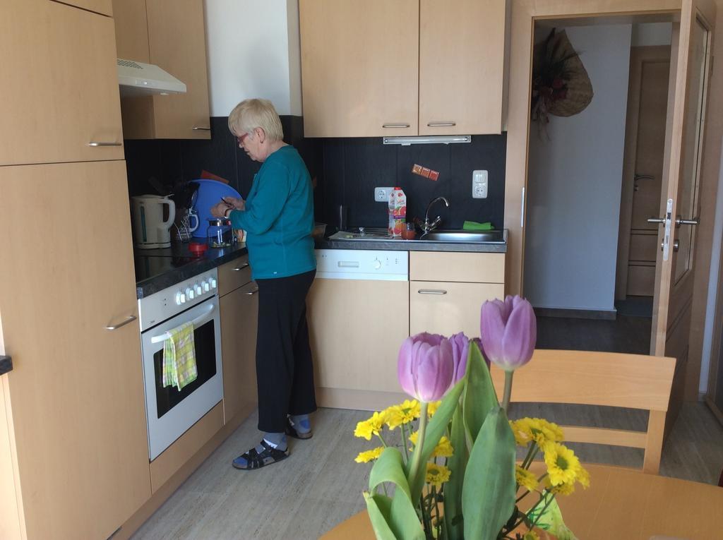 Ferienwohnung Zwoelferblick Bramberg am Wildkogel Phòng bức ảnh